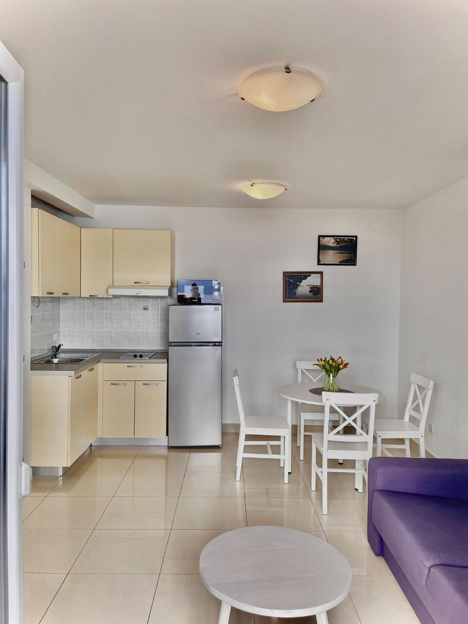 Apartments Katara Brela Luaran gambar