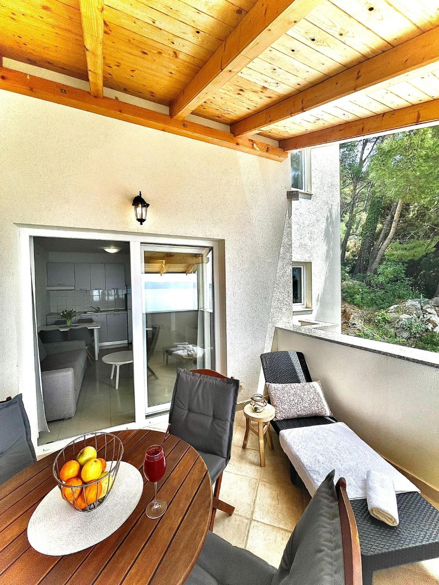 Apartments Katara Brela Luaran gambar